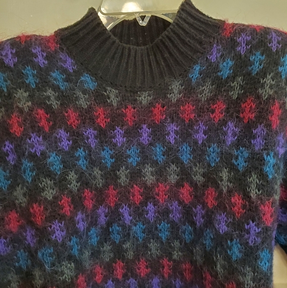 Sweater - Picture 2 of 7